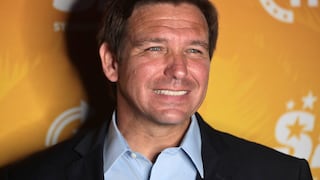 La HB 803 aprobada por DeSantis en Florida: la ley que reduce trámites y costos en reparaciones menores de casas