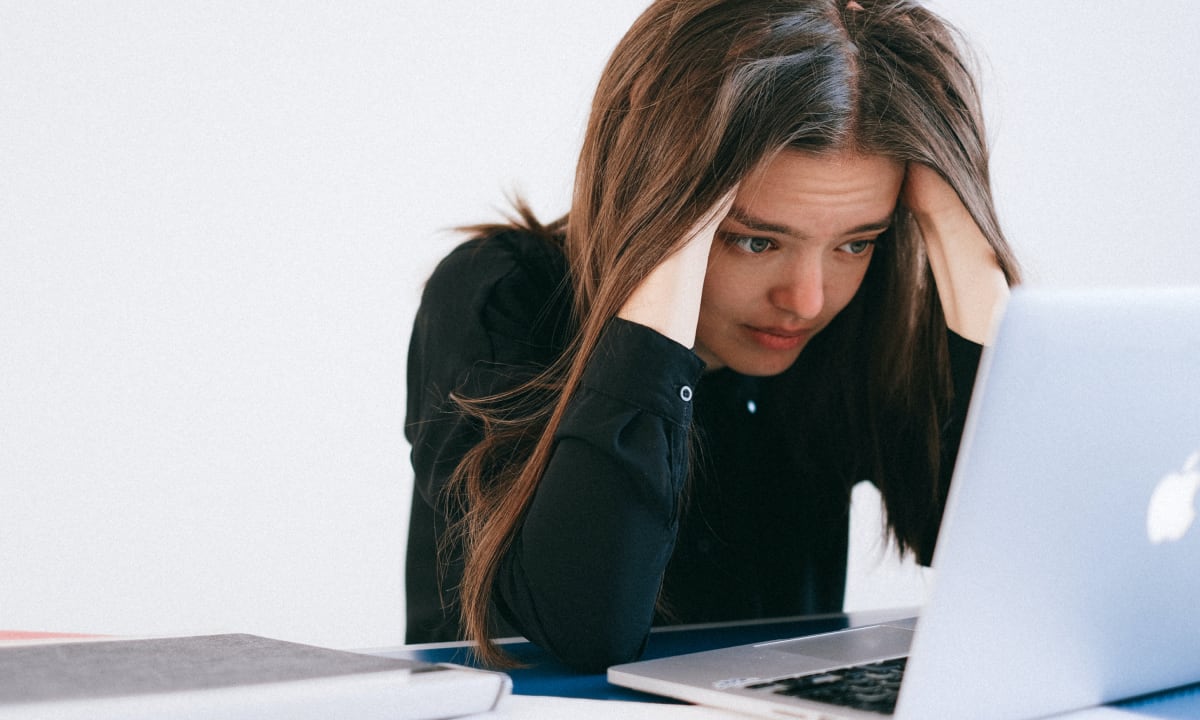 Suprema señala que trabajadora que accedió a datos personales de otros no los uso para fines ilegales, por lo que no podía ser despedida. (Foto: Pexels)