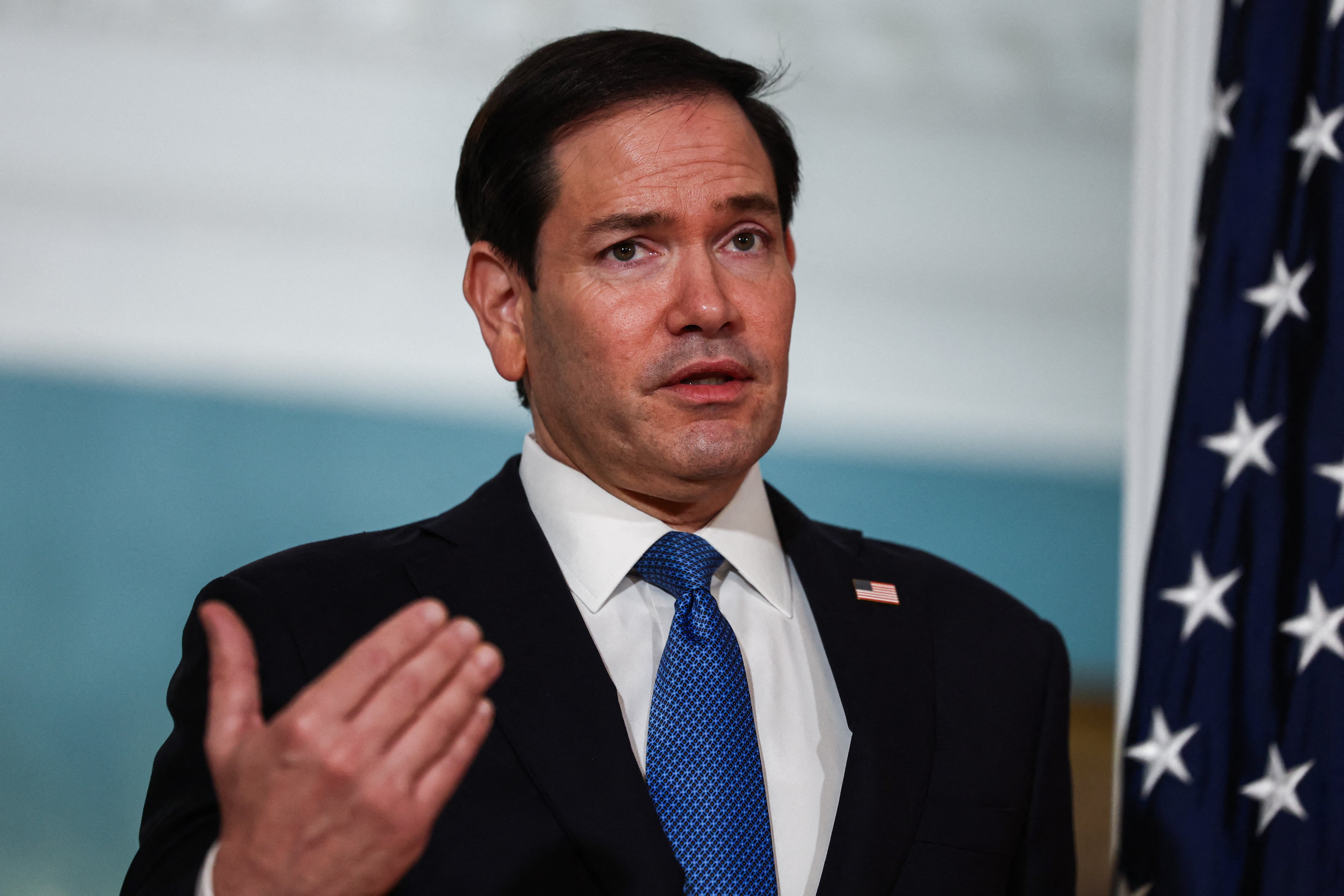 El secretario de Estado de Estados Unidos, Marco Rubio, responde a una pregunta antes de una reunión con el ministro de Relaciones Exteriores de Chile, Francisco Pérez Mackenna. (Foto de Finn Gomez / GETTY IMAGES NORTH AMERICA / AFP).