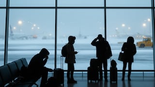 Las consecuencias de la ventisca en Nueva York: miles de vuelos cancelados y preocupación en los aeropuertos