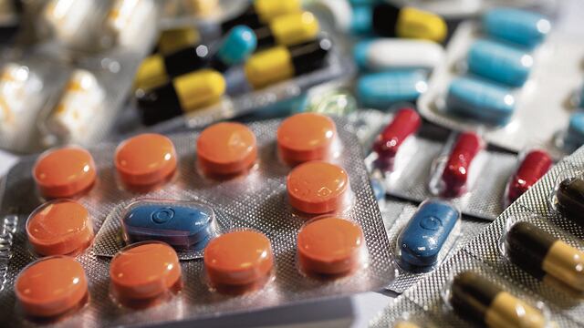 Gobierno publica ley que promueve la venta de medicamentos genéricos en farmacias 