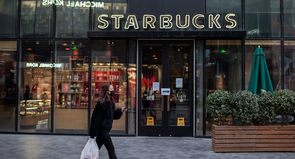 Starbucks apuesta en antídoto contra soledad de la vida digital