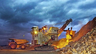 Las expectativas de inversión a tres meses de las empresas de minería e hidrocarburos cayeron a terreno pesimista, su peor nivel en año y medio. (Fuente: Andina)