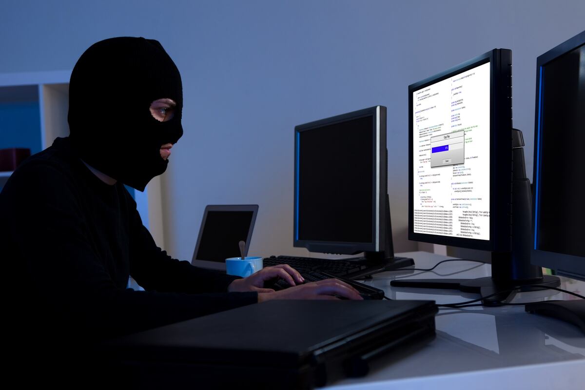 robos en la red ciberdelitos wiffi problemas en internet hacker anonymous / LICENCIA VALIDA HASTA EL //2014