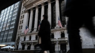 Caída de tres bancos en EE.UU. enciende alertas de tensión del mercado