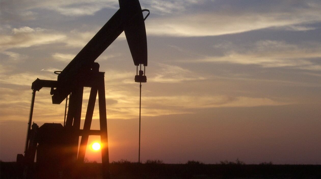 Con el conflicto el transporte marítimo a través del estrecho de Ormuz, por donde transita alrededor del 20% del petróleo mundial, se ve comprometido. (Foto: EFE)