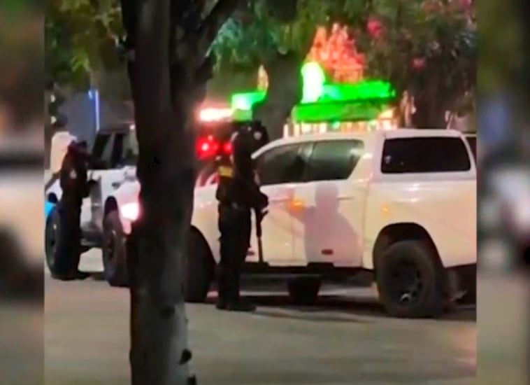 El secuestro y cuádruple asesinato ocurrido en Trujillo motivó un amplio despliegue policial y la detención de varios presuntos implicados en el caso. Foto: Captura América Noticias.