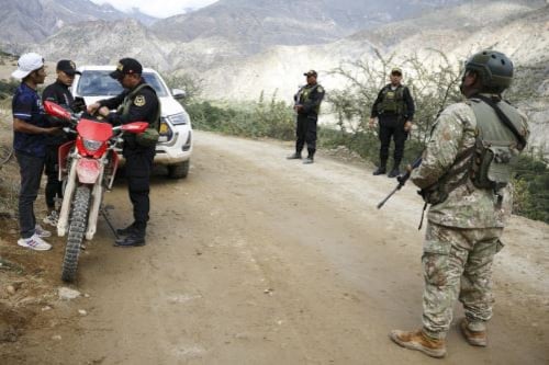 Durante este periodo, se han realizado operativos durante los toques de queda en los distritos de Pataz, Parcoy y Tayabamba. Foto: Andina.
