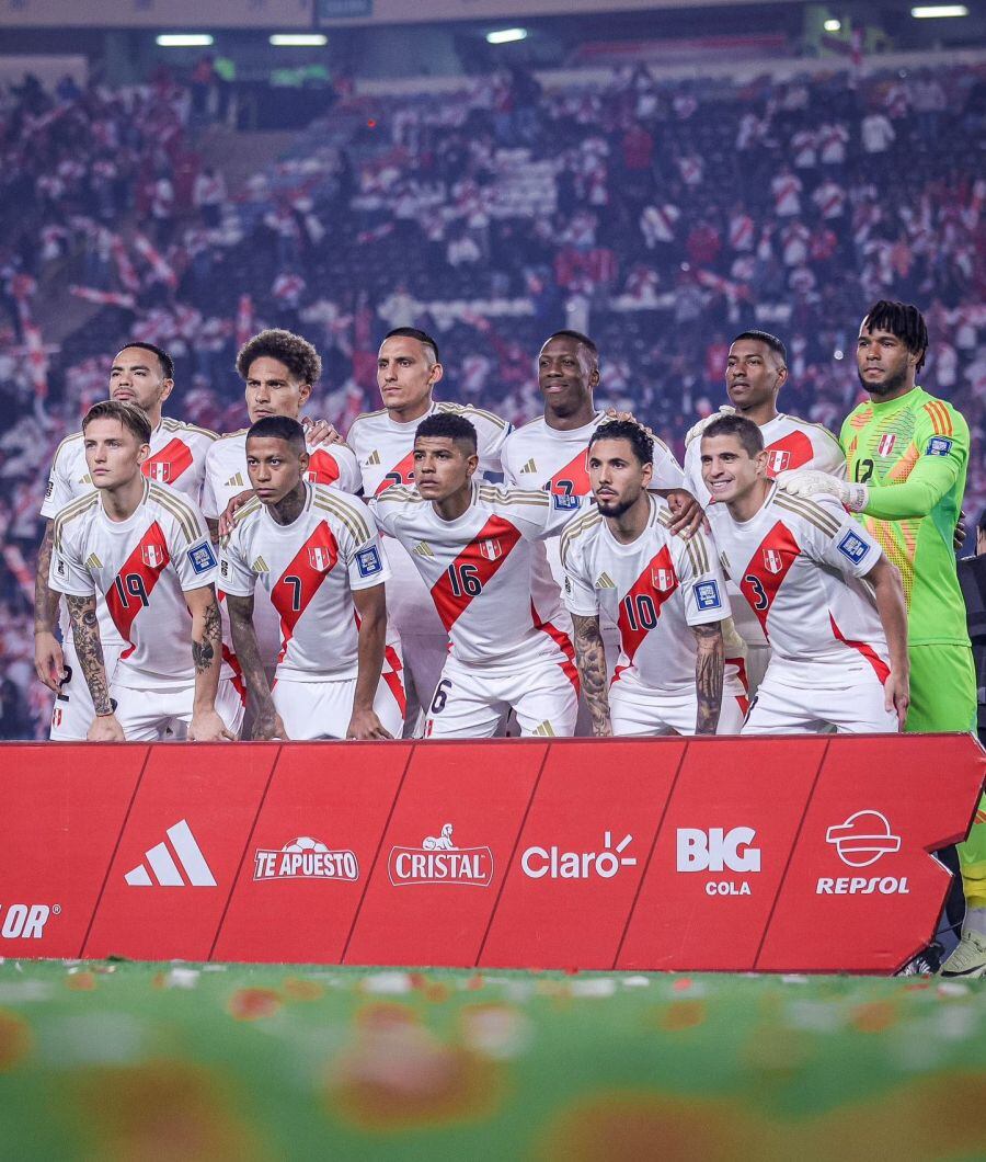 Alineación titular de la selección peruana en su encuentro ante su similar de Chile por la Jornada 11 de las Eliminatorias Sudamericanas rumbo al Mundial 2026.