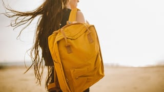 Inicio de año impulsa demanda de mochilas y accesorios: qué incluir si vas de viaje