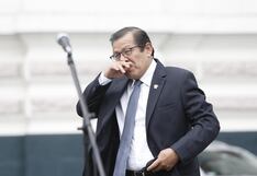 Salhuana admite que denuncias contra Soto afectan al Congreso, pero se opone a que renuncie al cargo