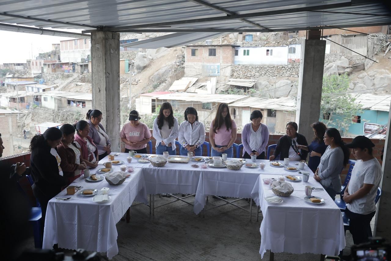 La lideresa de Fuerza Popular se reunió con vecinos y representantes de organizaciones sociales.
