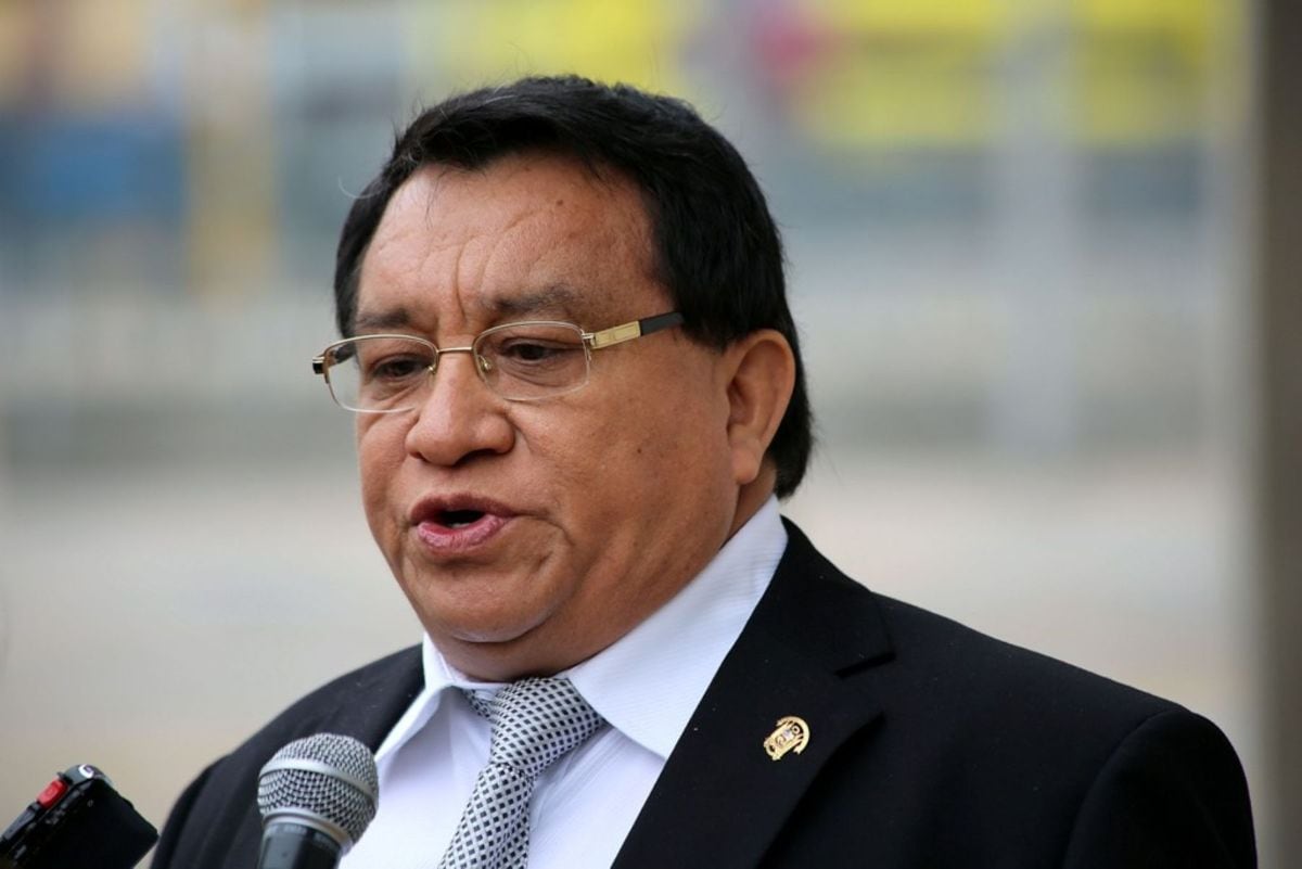 José Luna Gálvez planteó destinar S/ 5,000 millones anuales a seguridad ciudadana y aumentar el número de policías en las calles. Foto: Andina.