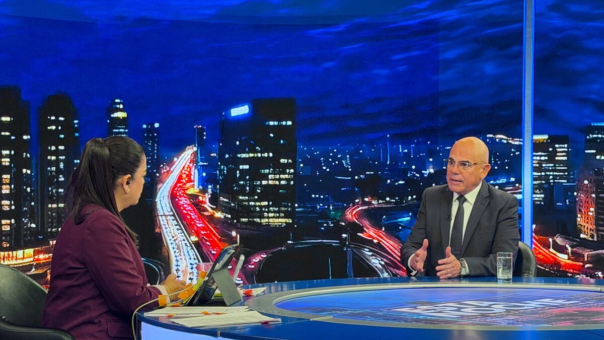 Ministro de Justicia sobre salvoconducto a Chávez: Ya no teníamos otra opción, era jurídicamente correcto