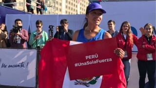 #UnaSolaFuerza fue el mensaje de Inés Melchor al ganar la maratón de Santiago