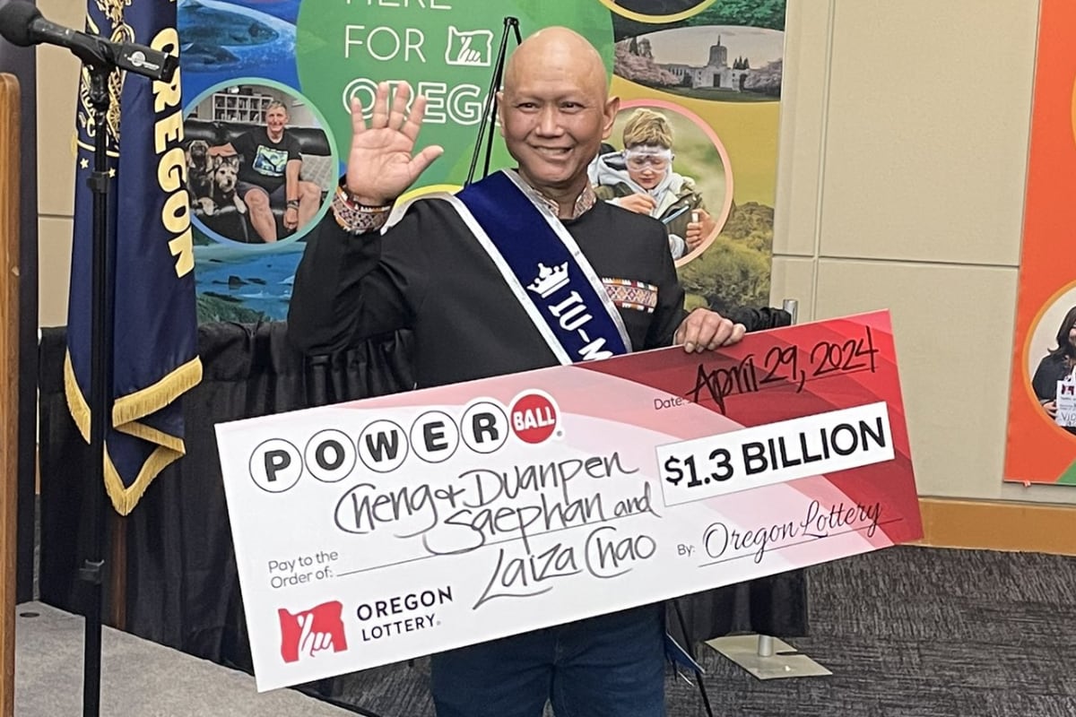 Cheng Saephan ganó uno de los premios más altos en la historia de Powerball (Foto: Edith Brou Bleu / Twitter)