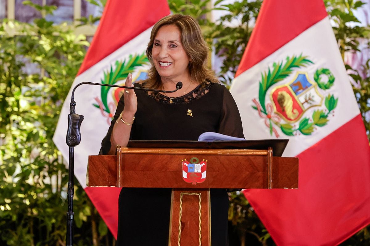 Dina Boluarte reiteró que su hermano, Nicanor Boluarte, no es ningún funcionario público. (Foto: Presidencia)