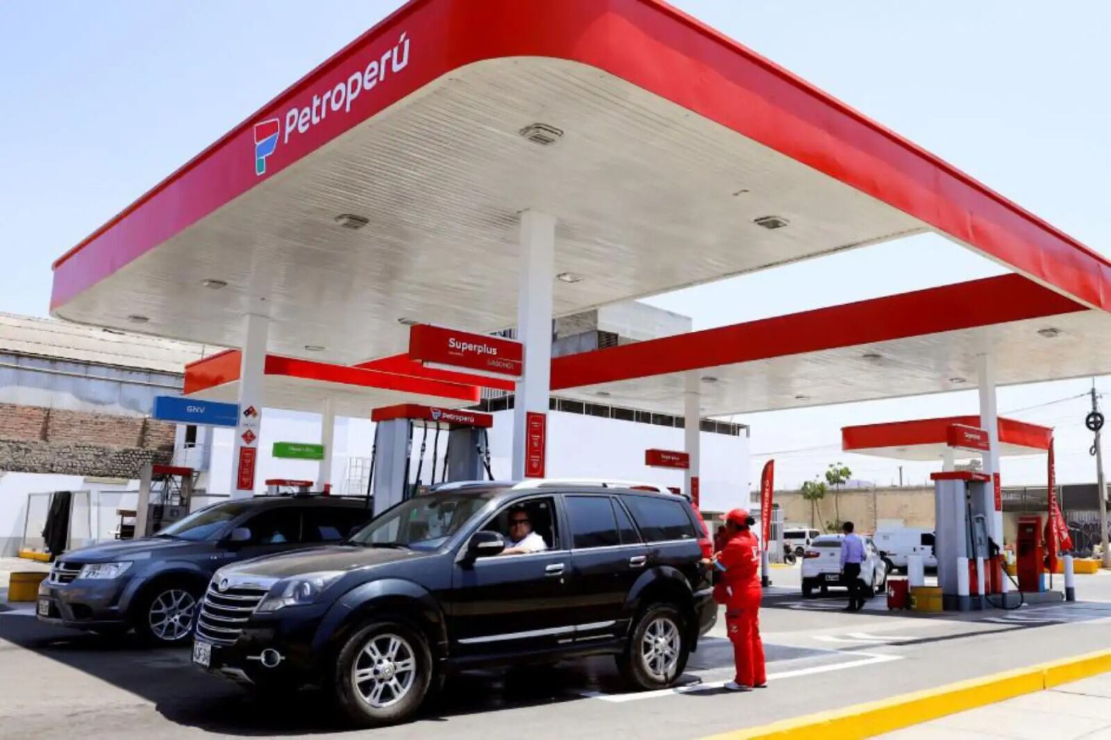 El presidente de Petroperú afirmó que si no se toman las medidas de emergencia, “el Perú se queda sin combustible”. (Imagen: Andina)