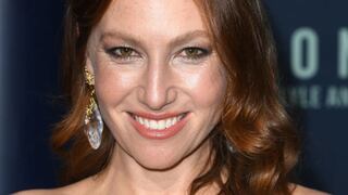 “Monster: The Lyle and Erik Menéndez Story”: lo que debes saber sobre Ari Graynor