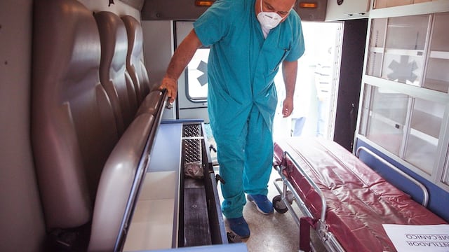 Southern entrega una ambulancia y dos equipos de ventilación a red de salud del Minsa en Ilo
