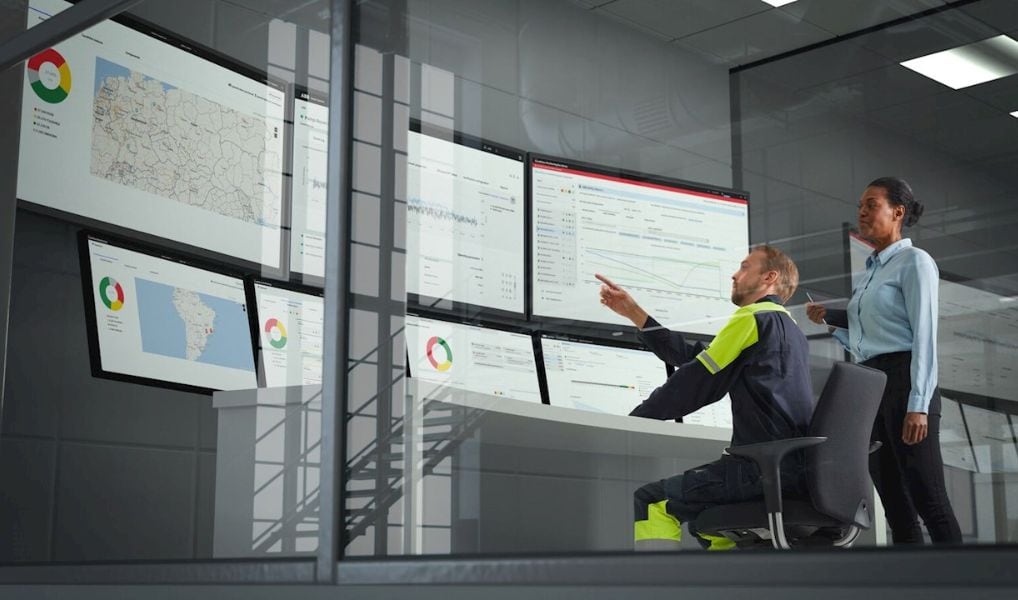 La digitalización de subestaciones permite monitorear en tiempo real el estado de los equipos y la red eléctrica. Foto: Andina