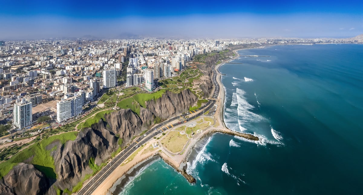 “Ser optimista respecto del Perú no significa desconocer sus problemas. Significa entender que detrás de cada uno existe una oportunidad para hacer las cosas mejor”. (Foto: Shutterstock)
