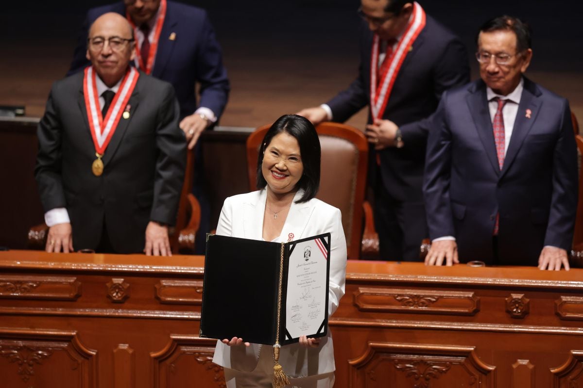 Keiko Fujimori recibió sus credenciales como presidenta constitucional y presentó los principales lineamientos de su gestión. Foto: GEC.