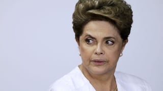 Dilma Rousseff cancela su agenda para conducir negociaciones contra su destitución