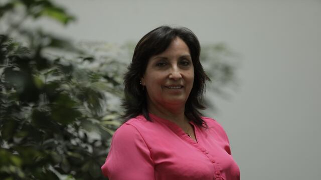 Dina Boluarte juró como ministra de Desarrollo e Inclusión Social