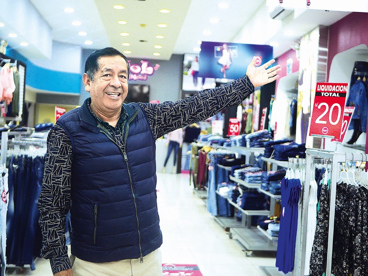 Víctor Contreras, gerente general de Yol Fashion, impulsa la exportación de prendas de algodón.