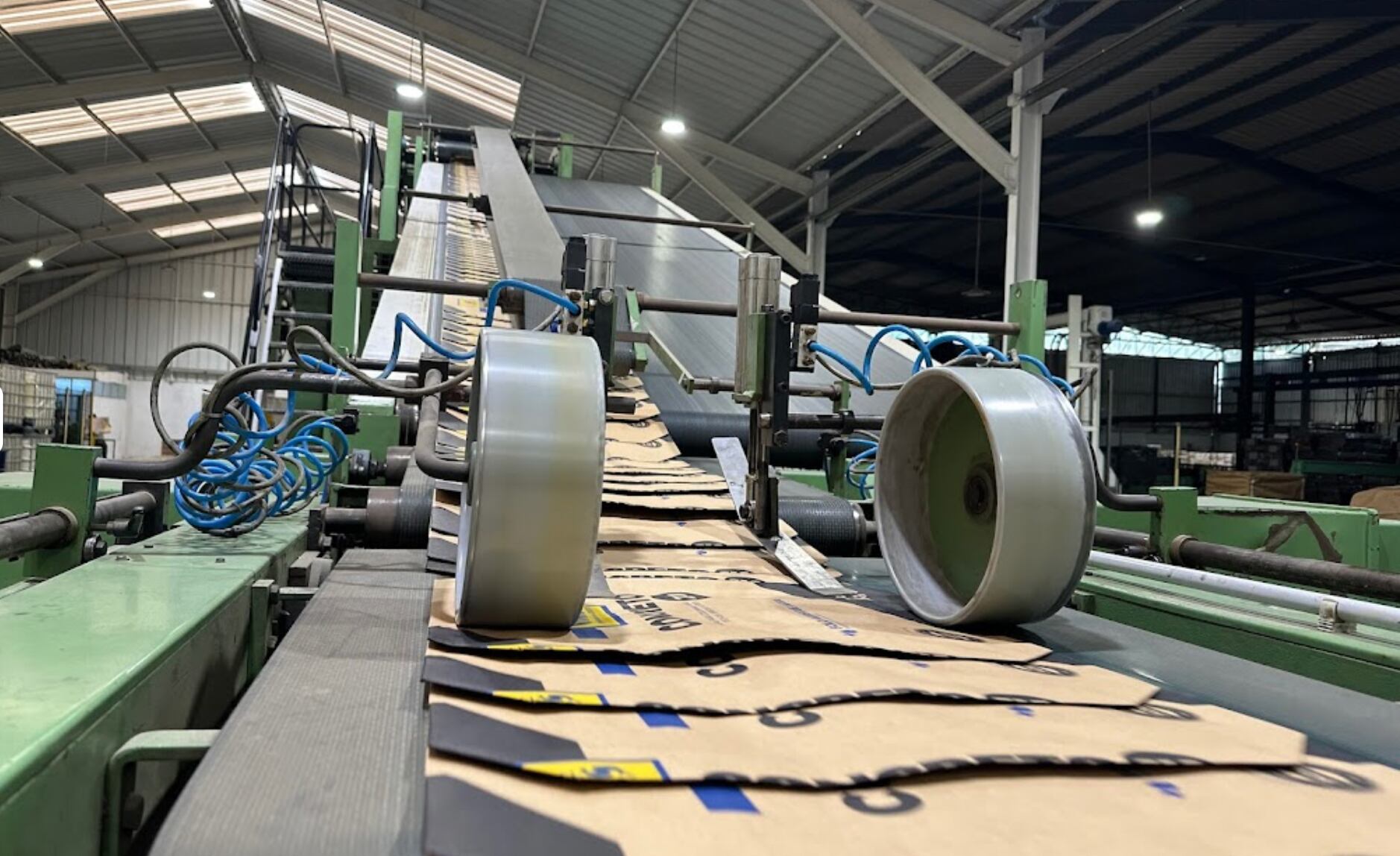 La nueva planta contaría con tres zonas principales diseñadas para optimizar la producción y el flujo de trabajo. (Foto: Huayruro Investments).