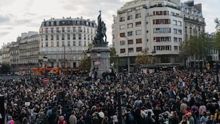 Riesgo de bonos franceses supera nivel clave tras protestas por costo de vida