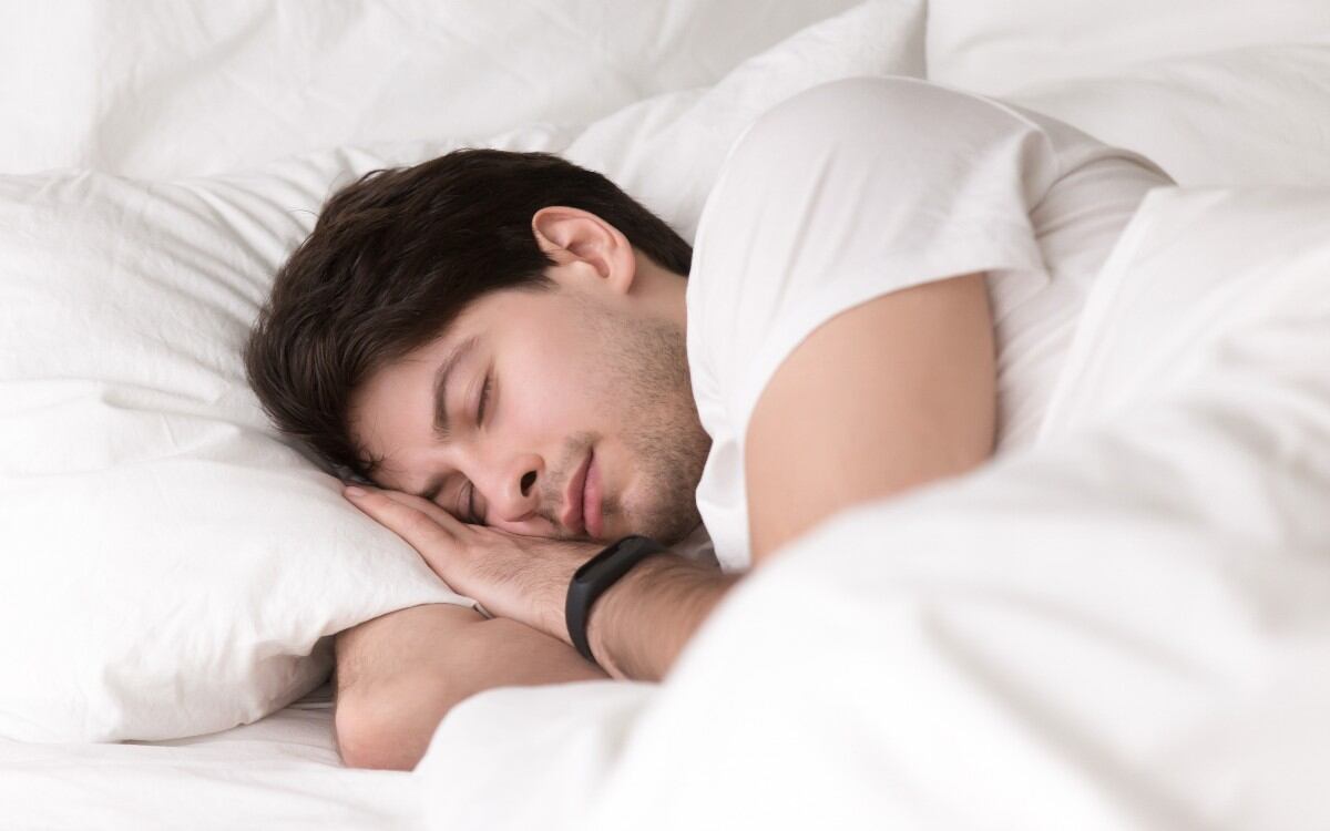 El ministro de Salud, Karl Lauterbach, tuiteó que “la siesta durante el calor no es, por cierto, una mala idea”, pero añadió que el gobierno no intervendrá en esa discusión. (Foto: Referencial / Freepik)