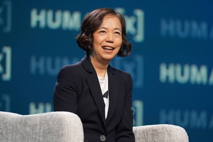 La Dra. Fei-Fei Li interviene en el escenario durante el panel «La madrina de la IA habla sobre lo que está por venir» en la conferencia HumanX San Francisco 2026, celebrada en el Moscone Center South el 6 de abril de 2026 en San Francisco, California. (Foto de Big Event Media / GETTY IMAGES NORTH AMERICA / Getty Images vía AFP)