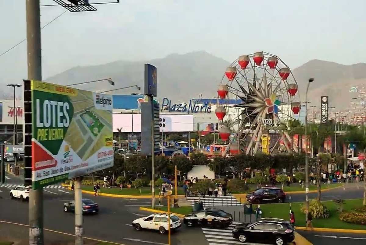 El Gran Terminal Terrestre de Plaza Norte concentra cerca del 20% de las transacciones de buses en Lima. Foto: Andina