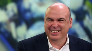 ‘Bill Gates británico’ y su hija, entre desaparecidos de naufragio de yate en Italia