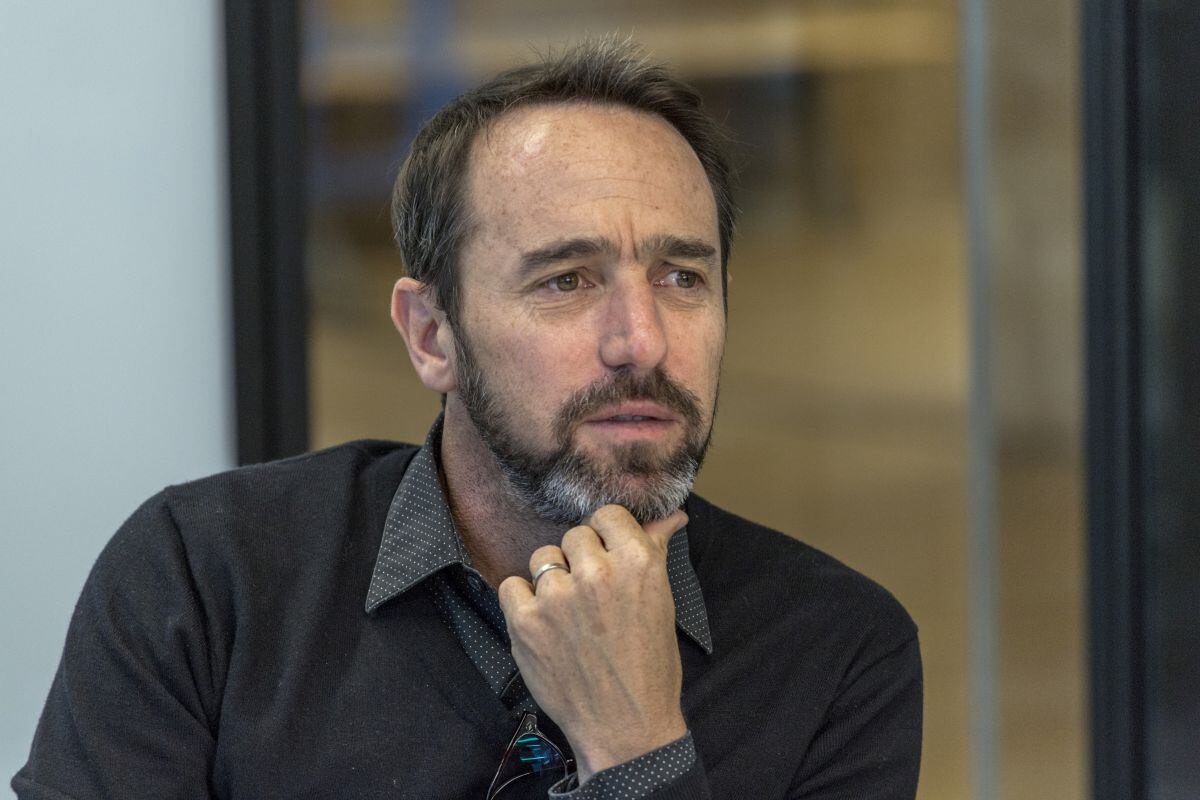 Marcos Galperin, cofundador y director ejecutivo de MercadoLibre Inc., escucha durante una entrevista en Buenos Aires, Argentina, el jueves 8 de agosto de 2019. Fotógrafo: Sarah Pabst/Bloomberg