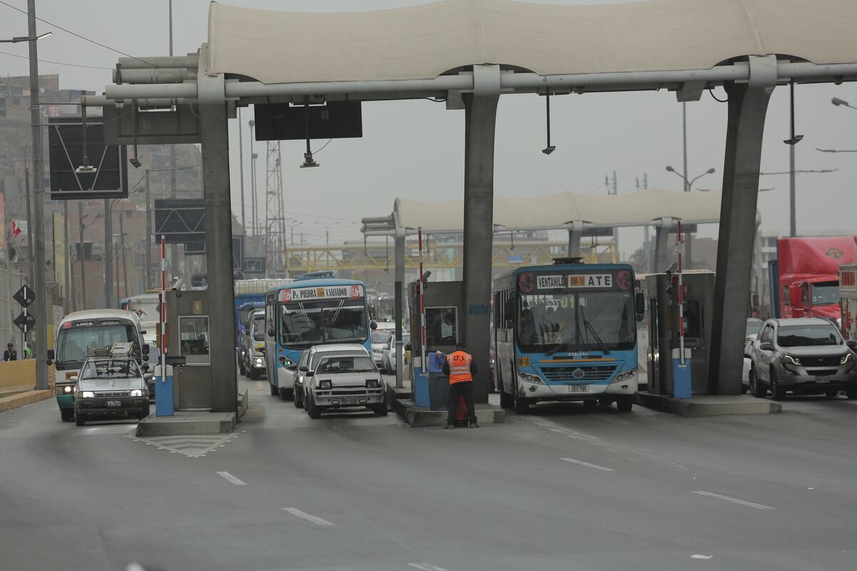 Alcalde de Lima anunció que este 29 de julio culminaría el contrato de concesión con Rutas de Lima, pese a que un tribunal internacional ordenó el cese de esta medida. (Foto: GEC)