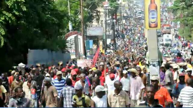 Gobierno de Haití soporta intensas protestas