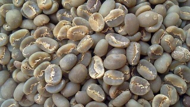 Brasil aprueba importación de café verde peruano