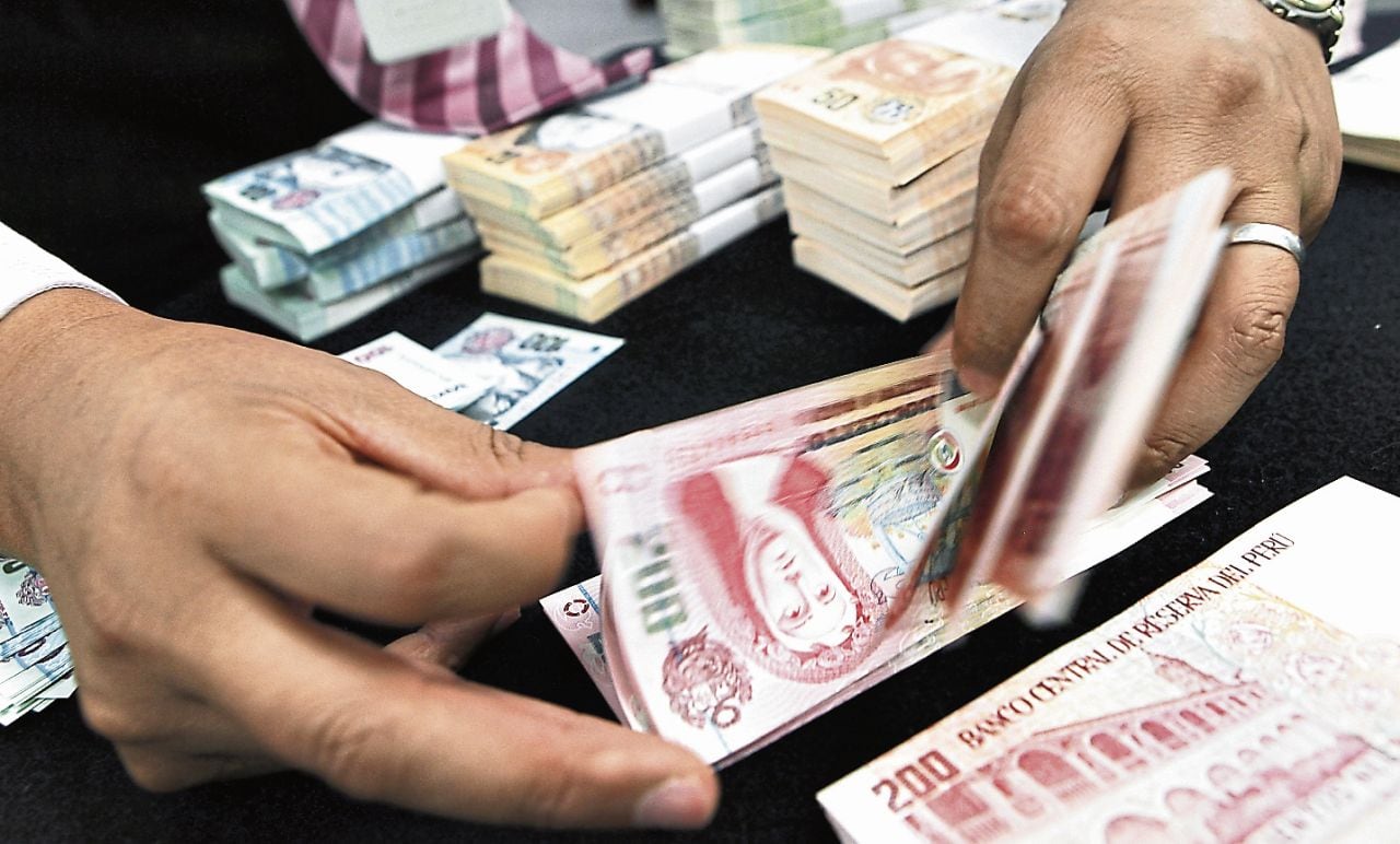 Cuando veas dinero disponible generando menos que otras inversiones, no asumas automáticamente que está desperdiciado. (Foto: GEC)