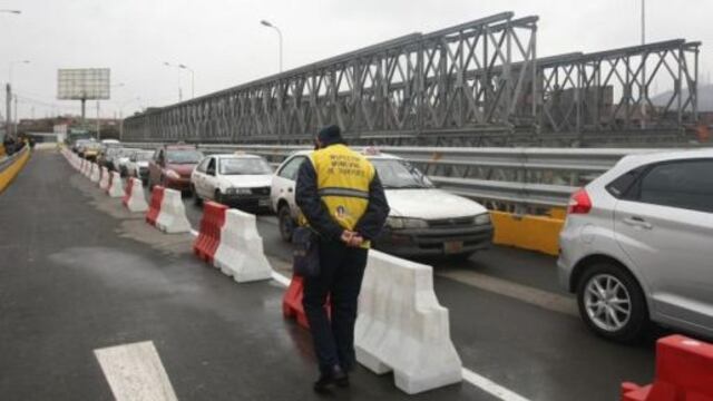 Municipalidad de Lima iniciará reparación del puente de Av. Universitaria a fin de año