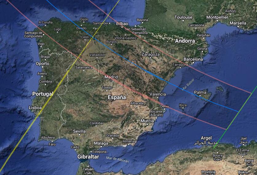 Mapa que señala qué zonas de la península ibérica podrán ver el eclipse total (zona sombreada entre las líneas rojas). Al oeste de la línea amarilla podrán observarse todas las fases del evento; entre las líneas amarilla y verde no podrá verse el final de la fase parcial porque el sol se habrá puesto antes. | Crédito: Xavier Jubier / xjubier.free.fr/