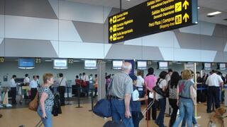 Peruanos que viajen a EE.UU. tendrán mayores restricciones al abordar el avión