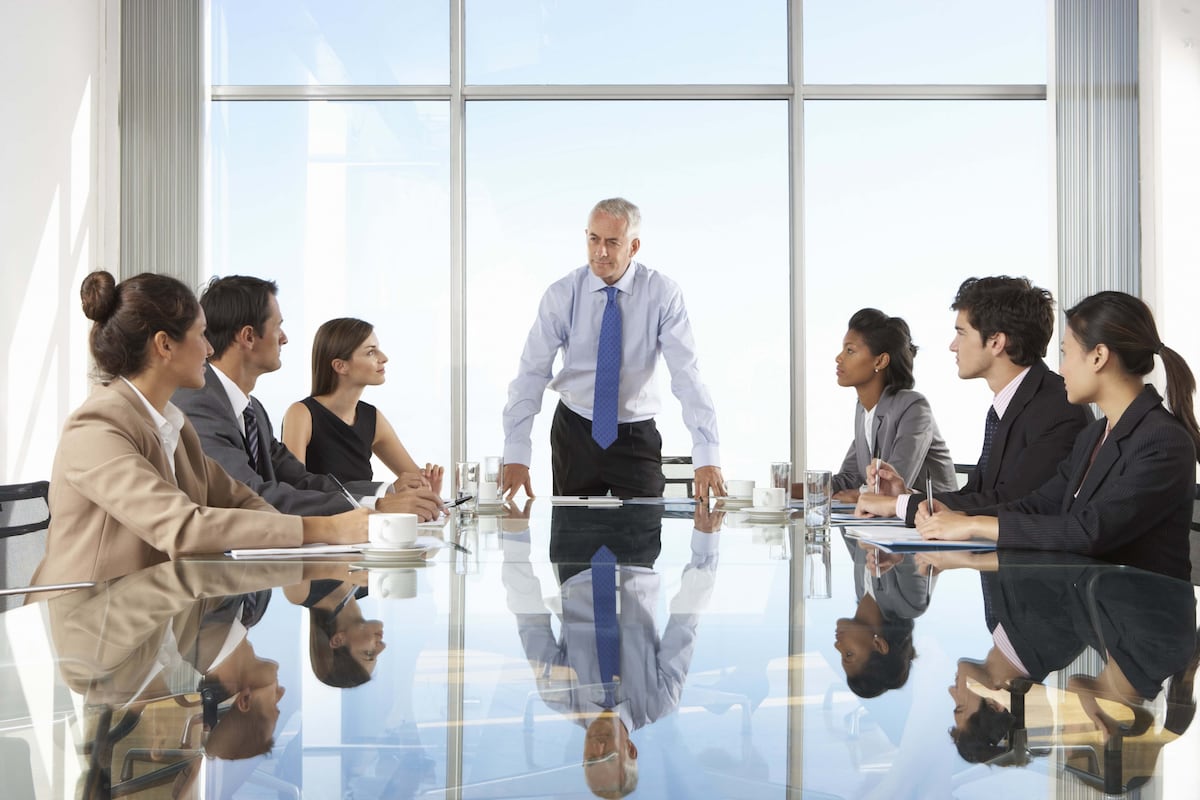 Tener un dominio avanzado de inglés abre oportunidades de mejores puestos de trabajo, remuneraciones y de negocios a escala mundial. Este requisito de tener un segundo idioma es obligatorio en los profesionales que ocupan altos cargos en una empresa. (Foto: istock)