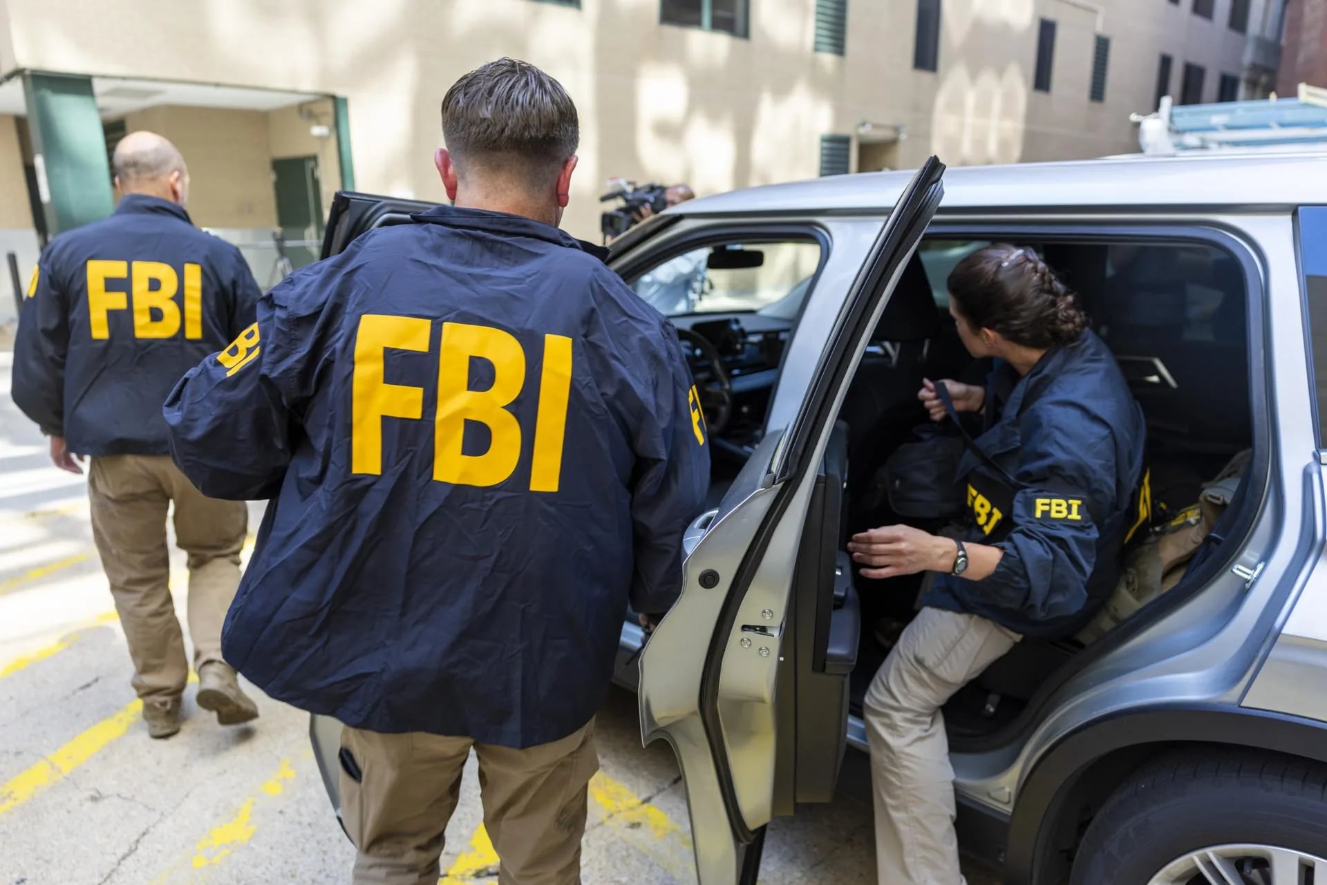 Fotografía de archivo de agentes del FBI en Washington D.C., Estados Unidos. EFE/EPA/SHAWN THEW