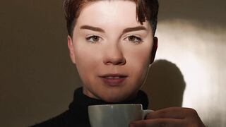 El negocio paralelo de una joven de 24 años que le genera US$9,000 al mes y solo le toma 8 horas a la semana