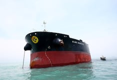 Dueña del buque italiano Mare Doricum rechaza acusación de Repsol por derrame de petróleo