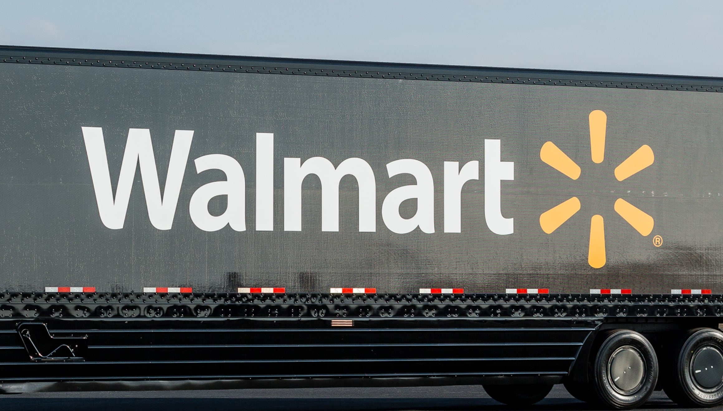 Walmart tomó la decisión de no abrir un día entero para que sus trabajadores puedan descansar en un mes cargado (Foto: Walmart)