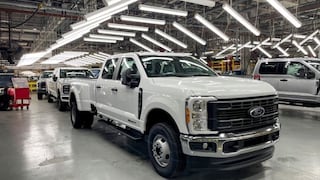 Sector automotriz en EE.UU.: huelga se extiende a otras plantas de Ford y GM